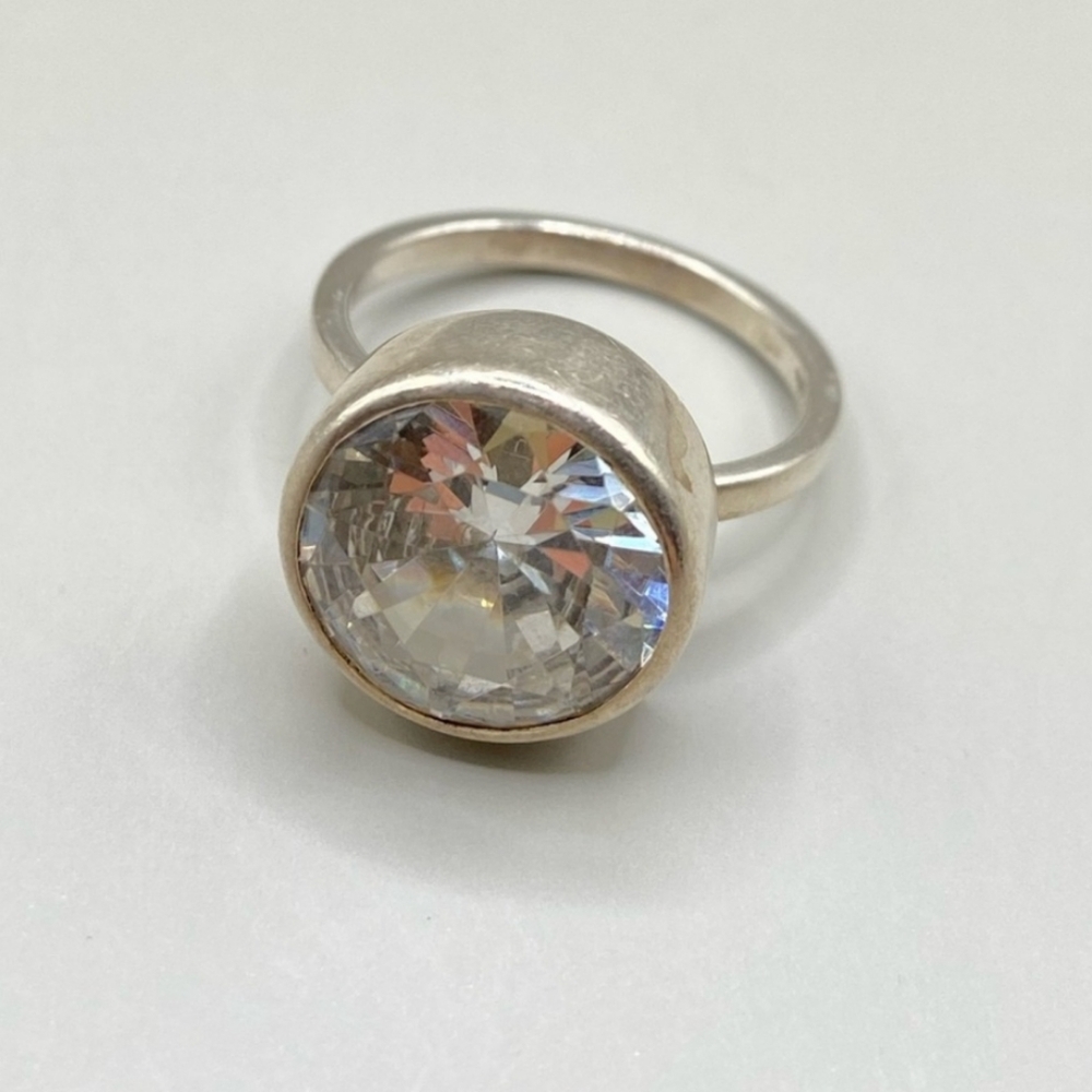 SILPADA Retired Large Cubic Zirconia Ring 6 R1790